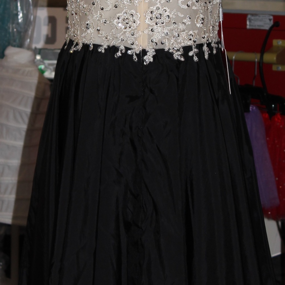 PROM dress Black Dress with rhinestones - Picture 7 of 7